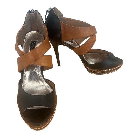White House Black Market Black and Brown Leather Women's Sandals, Size 6.5M - Picture 2 of 5
